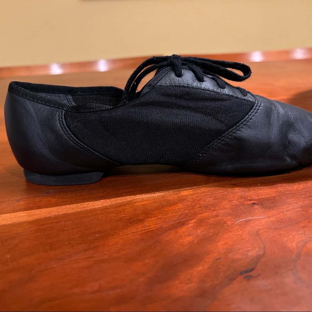 NEW Women’s Capezio E-series jazz shoes - Picture 7 of 9